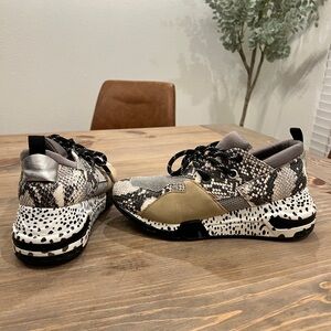 Steve Madden tennis shoes